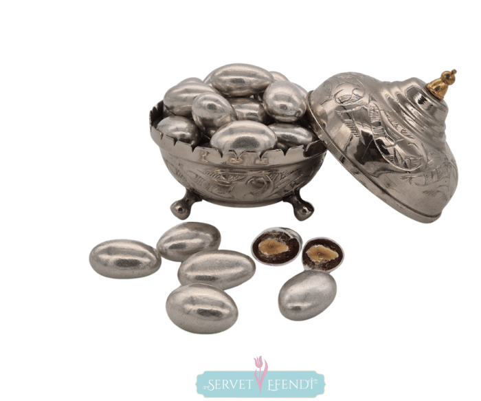 Enfes Çikolatalı Gümüş Badem Draje - Görsel 1